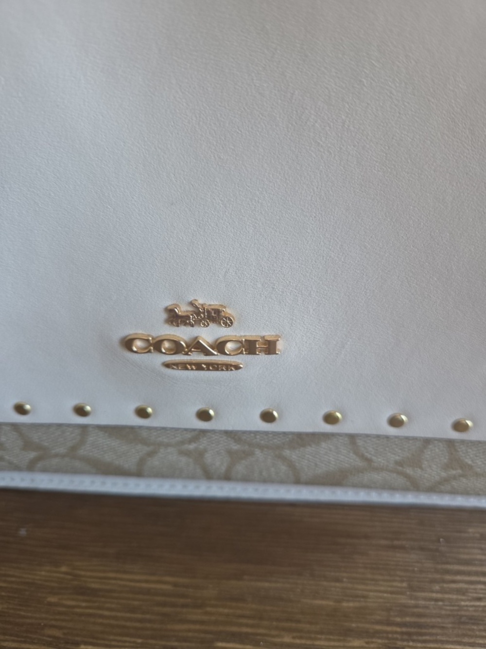 Coach Ivory and Signature Canvas Chain Crossbody with Gold Hardware - Picture 3 of 14